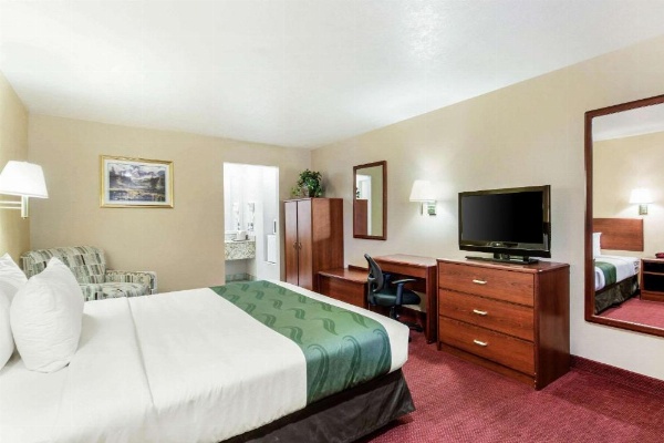 Quality Inn Cedar City University Area image 11