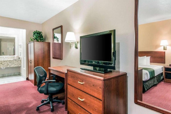 Quality Inn Cedar City University Area image 13